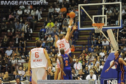 2010-10-03 Armani Jeans Milano-New York Knicks 2198 Marius Petravicius